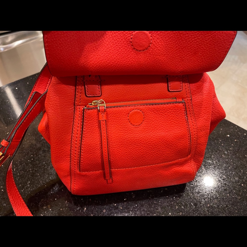 TORY BURCH HALF MOON POPPY ORANGE SAMBA PEBBLE GRAIN LEATHER SHOULDER BAG PURSE - Picture 4 of 15